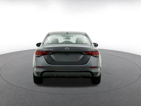 Used 2025 Nissan Sentra SV FWD image 8