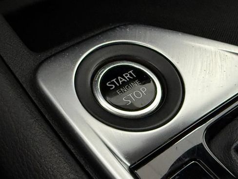 Used 2024 Nissan Sentra SV FWD image 15