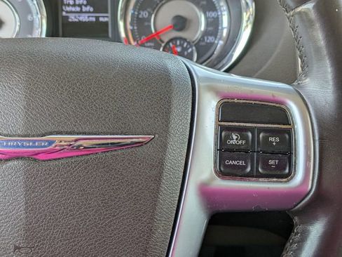 Used 2012 Chrysler Town & Country Touring w/ Entertainment Group #1 image 19