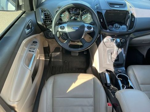 Used 2015 Ford Escape Titanium image 14