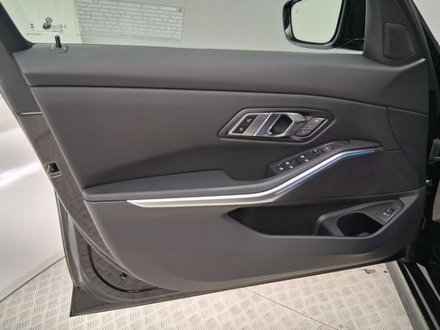 Used 2023 BMW 330i Sedan w/ Premium Package RWD image 14