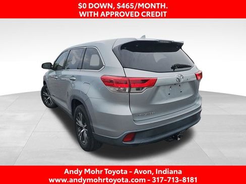 Used 2019 Toyota Highlander Plus FWD image 5