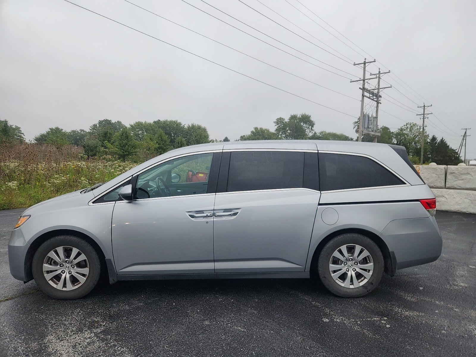 Used 2016 Honda Odyssey SE image 3