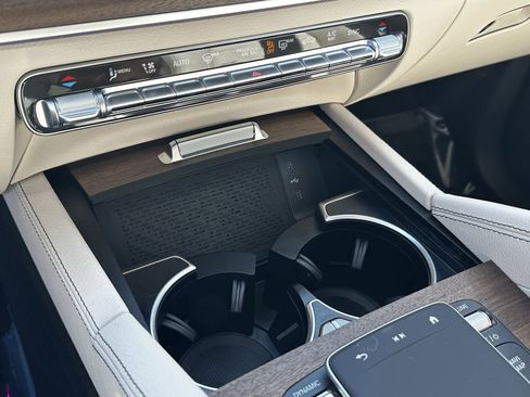 Certified 2026 Mercedes-Benz GLE 450 4MATIC image 32