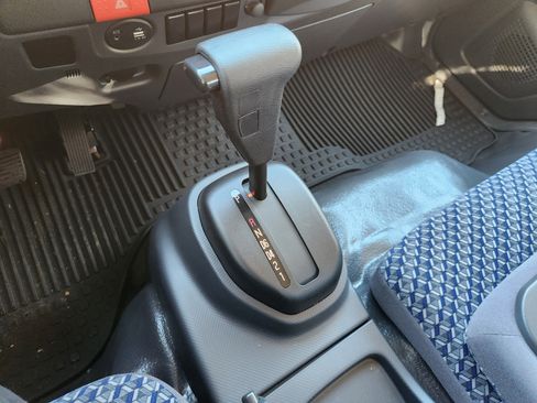 New 2024 Chevrolet Low Cab Forward image 20