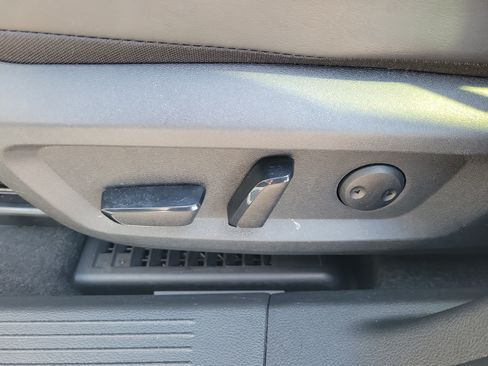 Certified 2024 Nissan Rogue Platinum FWD image 15