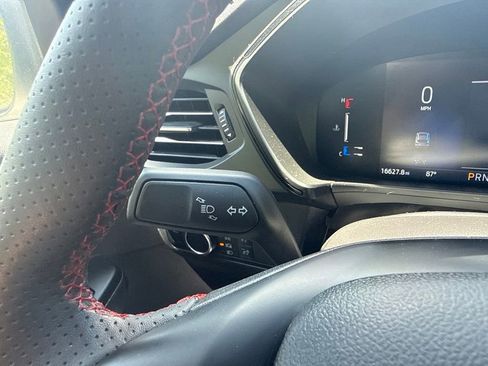 Used 2024 Ford Escape ST-Line w/ Tech Pack #1 AWD/4WD image 18