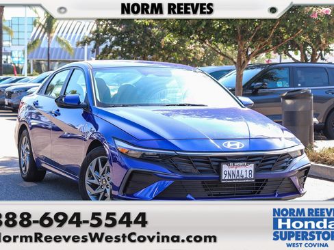Used 2024 Hyundai Elantra SEL FWD image 1