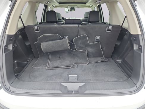 Certified 2024 Honda Pilot Touring image 38