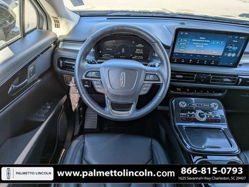 Certified 2022 Lincoln Nautilus FWD w/ Premium Package image 16