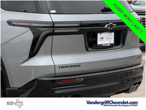 New 2026 Chevrolet Traverse RS FWD image 6