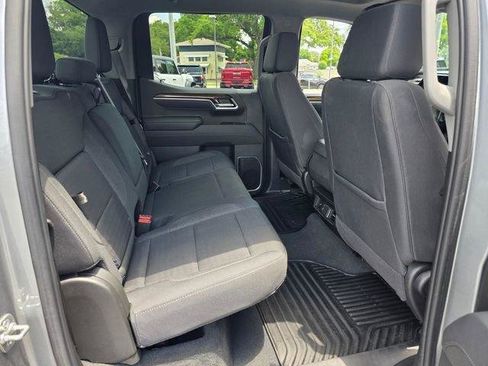 Used 2025 GMC Sierra 1500 Elevation AWD/4WD image 17
