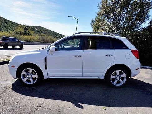 Used 2013 Chevrolet Captiva Sport LTZ image 7