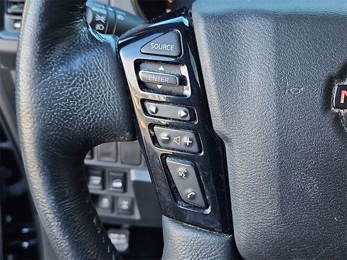 Used 2022 Nissan Frontier PRO-4X w/ Pro-4X Premium Package image 26