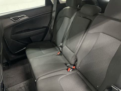 Used 2025 Kia Sportage LX image 11