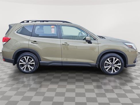 Certified 2023 Subaru Forester Limited image 4