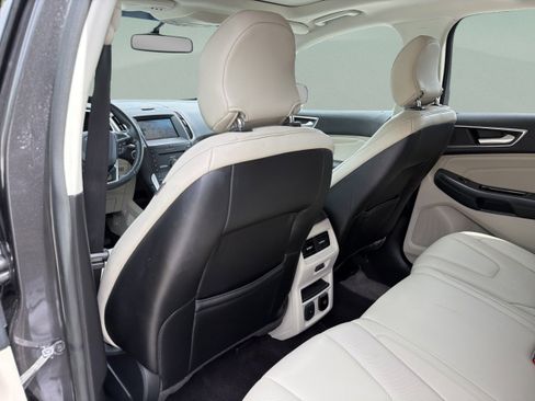 Used 2015 Ford Edge Titanium w/ Equipment Group 301A FWD image 30
