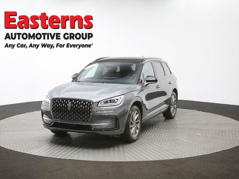 Used 2025 Lincoln Corsair Grand Touring w/ Towing Package AWD/4WD image 56