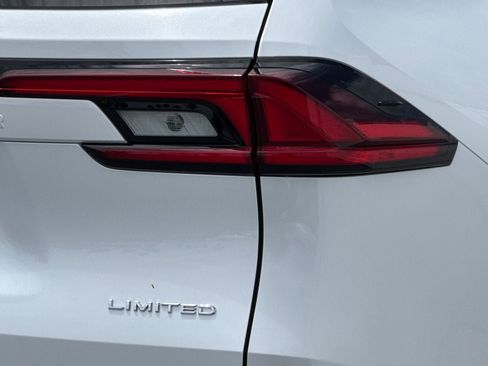 New 2026 Toyota Grand Highlander AWD Hybrid image 33
