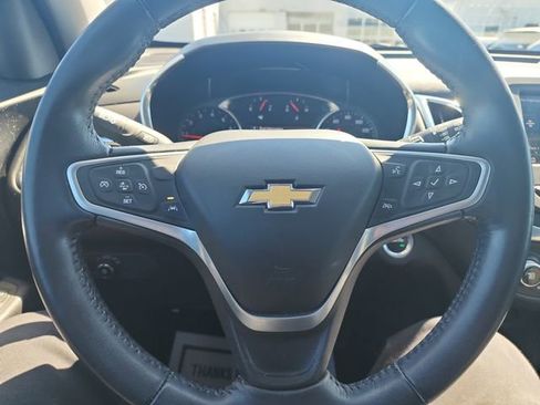 Used 2022 Chevrolet Equinox LT image 20