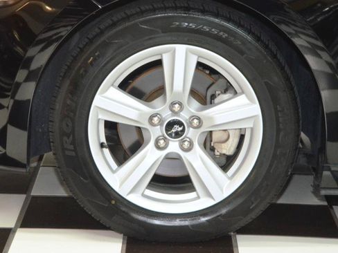 Used 2016 Ford Mustang Coupe RWD image 12