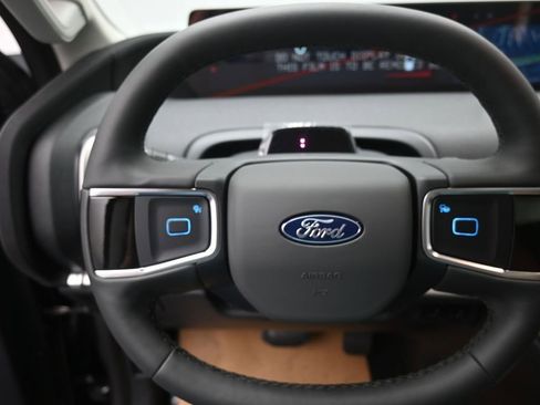 New 2026 Ford Expedition Active RWD image 30