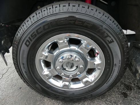 Used 2012 Ford F250 Lariat w/ Chrome Pkg AWD/4WD image 10