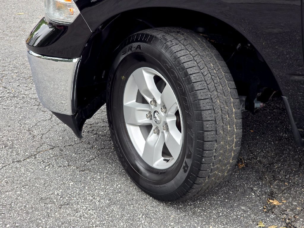 Used 2024 RAM 1500 Classic SLT AWD/4WD image 26