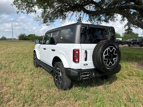 New 2026 Ford Bronco Outer Banks AWD/4WD image 39