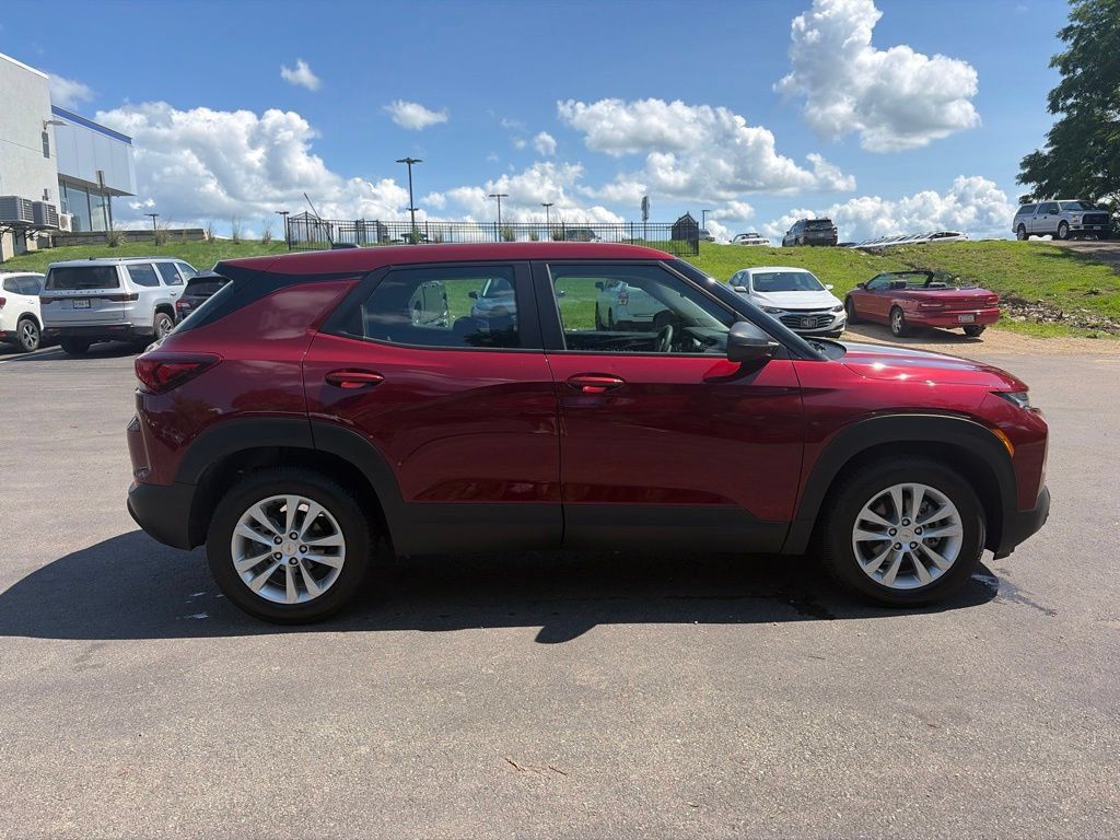 Used 2023 Chevrolet TrailBlazer LS FWD image 8