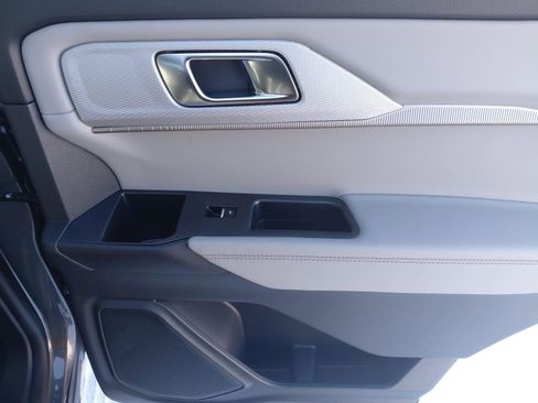 New 2026 Ford Explorer Active w/ Active Comfort Package image 23