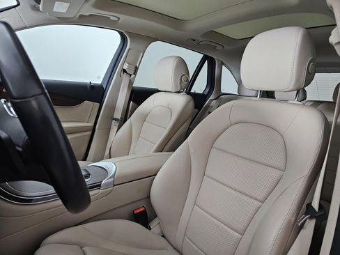 Certified 2022 Mercedes-Benz GLC 300 GLC 300 image 9