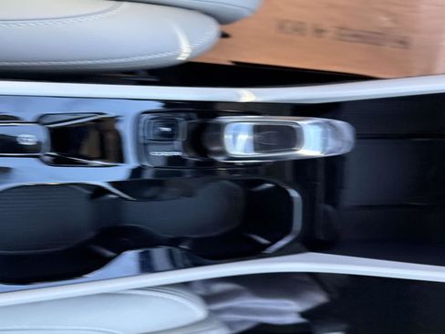 New 2026 Volvo XC40 B5 Ultra w/ Climate Package image 25