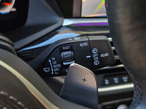 Used 2021 BMW X7 xDrive40i w/ M Sport Package AWD/4WD image 36