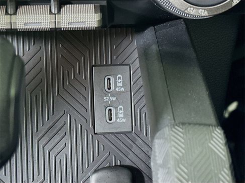 Used 2025 Toyota 4Runner TRD Off-Road image 30