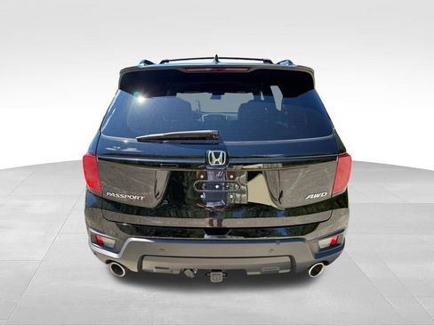 Used 2024 Honda Passport EX-L image 5