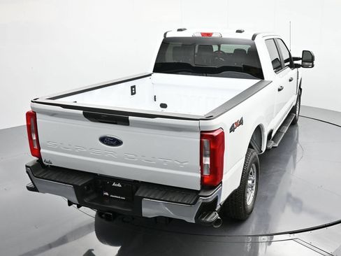 New 2026 Ford F250 XL w/ XL Chrome Package AWD/4WD image 35
