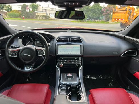Used 2017 Jaguar XE R-Sport AWD/4WD image 21