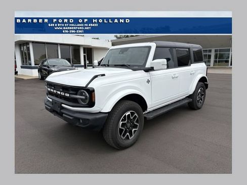 Certified 2023 Ford Bronco Outer Banks AWD/4WD image 1
