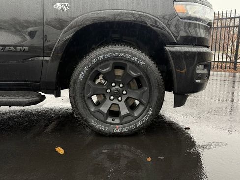 New 2026 RAM 1500 4x4 Crew Cab image 9