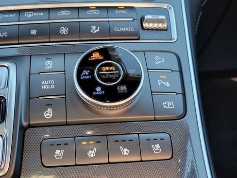 Used 2021 Hyundai Santa Fe Calligraphy image 30