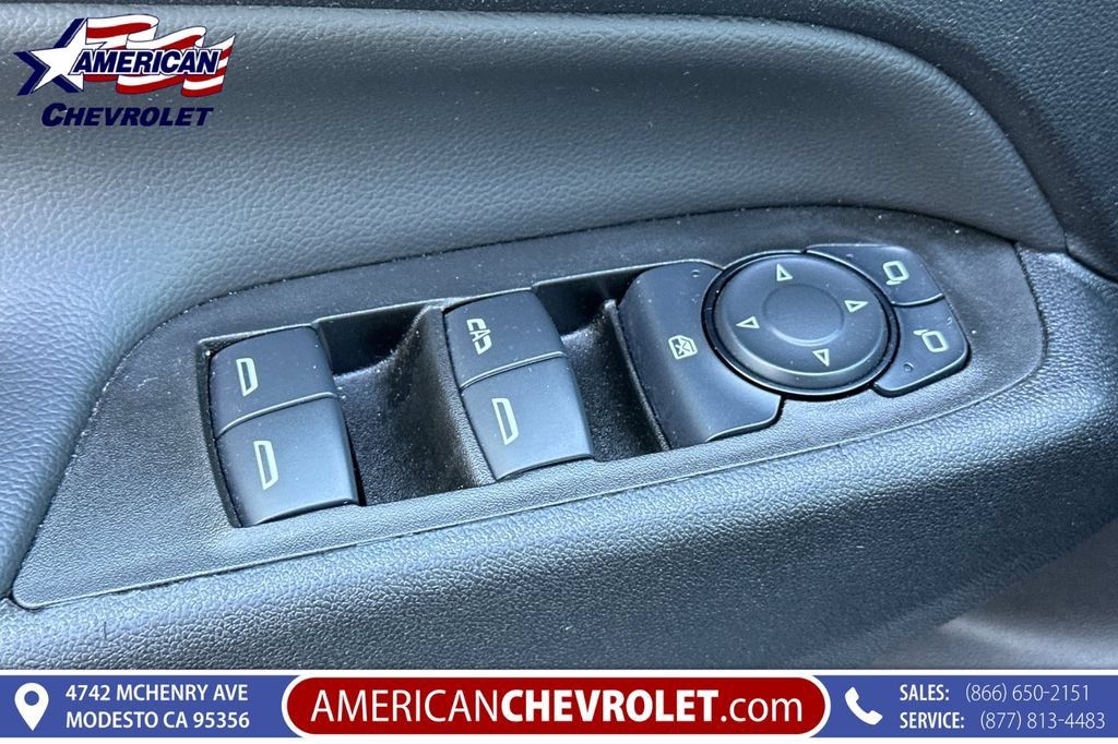 Used 2024 Chevrolet Equinox LT FWD image 12
