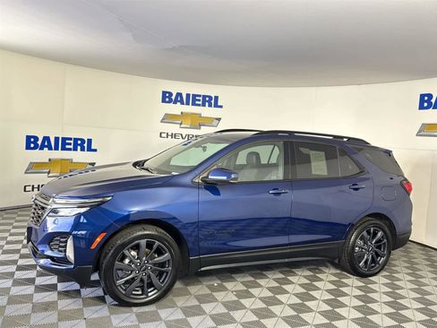 Used 2022 Chevrolet Equinox RS image 2
