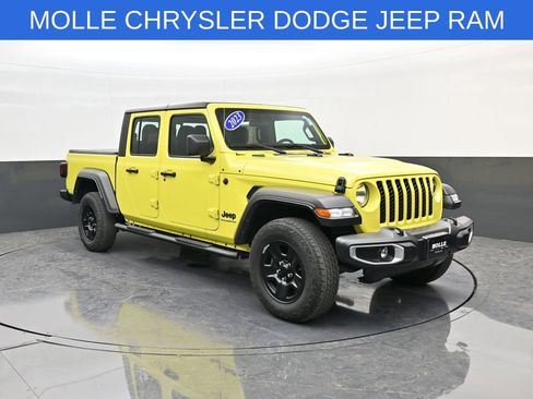 Used 2023 Jeep Gladiator Sport image 1