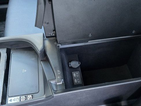 Used 2023 Lexus ES 350 w/ Premium Package image 15