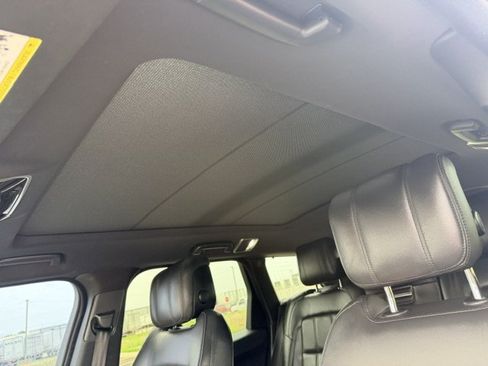 Used 2019 Land Rover Range Rover Sport HSE AWD/4WD image 13