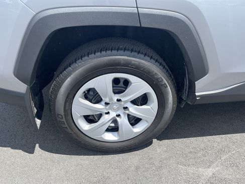 Certified 2024 Toyota RAV4 LE AWD/4WD image 11