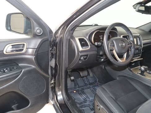 Used 2014 Jeep Grand Cherokee Laredo w/ Quick Order Package 23E AWD/4WD image 39