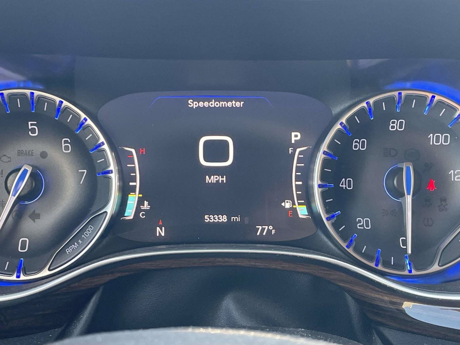 Certified 2022 Chrysler Pacifica Limited AWD/4WD image 30