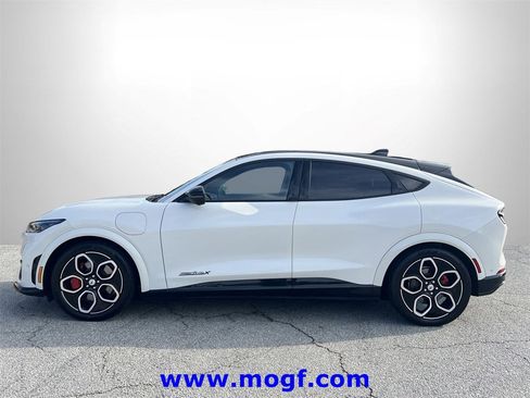 Certified 2022 Ford Mustang Mach-E GT image 28